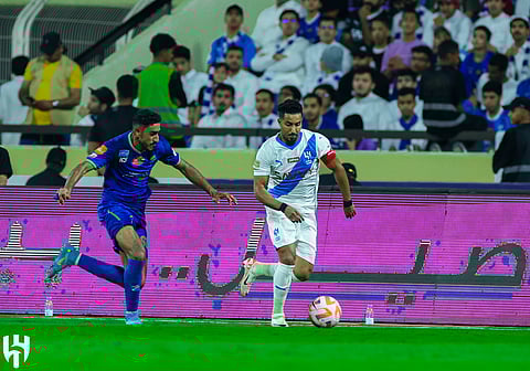 الهلال والفتح