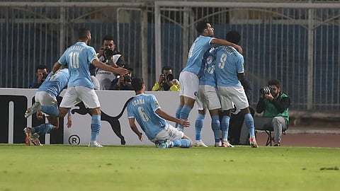 بيراميدز