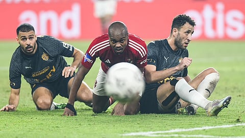 الأهلي وسيراميكا كليوباترا