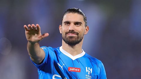 نيفيز - الهلال السعودي