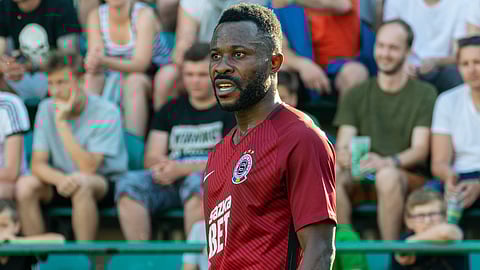 جيلور كانجا - لاعب منتخب الجابون