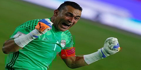 عصام الحضري