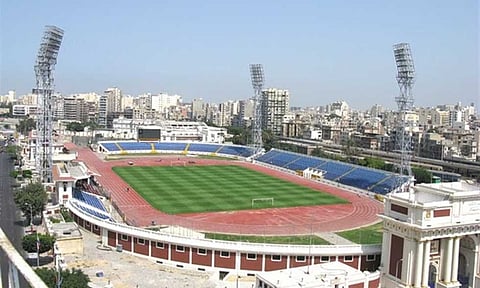 استاد القاهرة