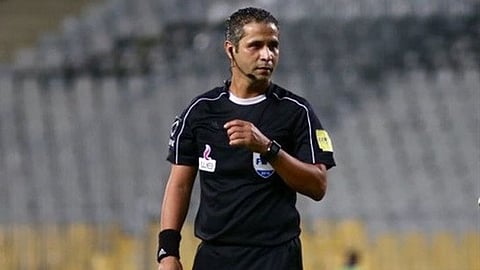 الحكم محمود عاشور