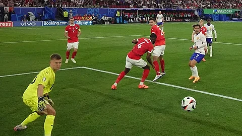 التشكيل الرسمي لمباراة بولندا ضد النمسا في يورو 2024