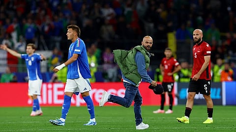 إيطاليا ضد ألبانيا