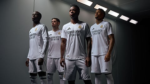 أسماء وأرقام لاعبي ريال مدريد