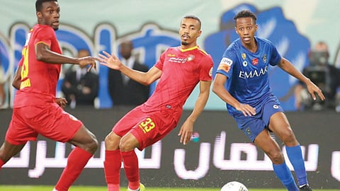 الهلال يتعثر أمام ضمك فى الدورى السعودى