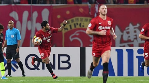 شنغهاي يستعيد صدارة الدوري الصيني بالفوز علي هيبي شينا برباعية