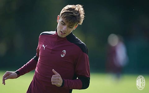 الغيابات تجبر ميلان على إشراك مالديني في أول ديربي له أمام إنتر