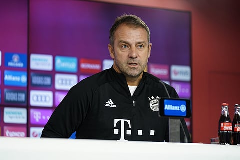 فليك يثني على نوير بعد الفوز على سالزبورج والتأهل إلى دور الـ16