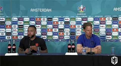 عاجل.. ديباي يعترف باقترابه من برشلونة