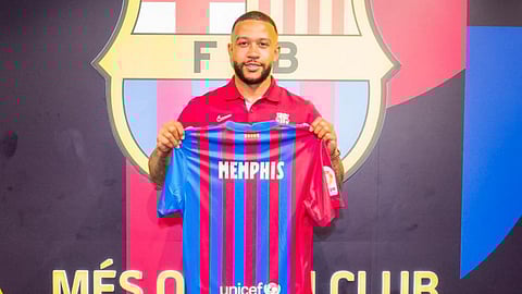 ما معني ممفيس؟ نجم برشلونة يرد : مدينة مصرية بجوار النيل