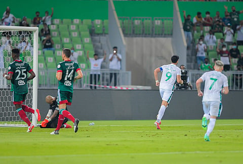 الأهلي ضد الاتفاق