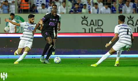الطائي ضد الهلال.. الزعيم يخطف فوزًا قاتلًا في الدوري السعودي