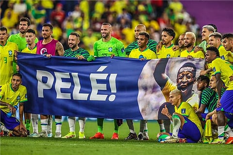 نجوم البرازيل يدعمون بيليه