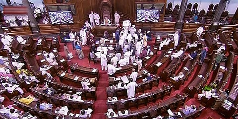 Anggota parlemen di Rajya Sabha saat sidang musim hujan Parlemen, di New Delhi, Senin, 2 Agustus 2021. (Foto | PTII)