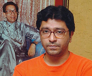 Raj Thackeray says 'Happy Birthday, Bachchan' with caricatures