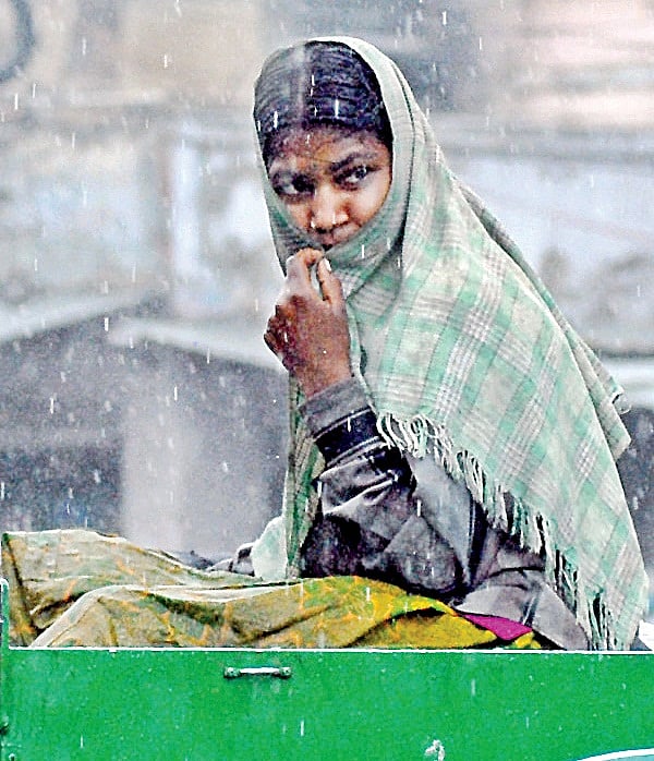 Drizzle Brings Down Temperature