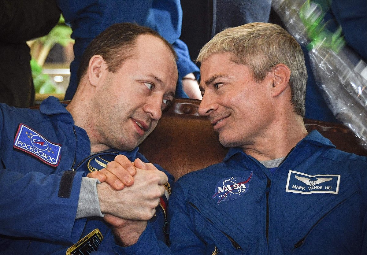 Russian cosmonaut, two US astronauts return to Earth from International ...