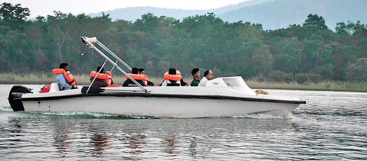 Boat rides start at Hirakud dam