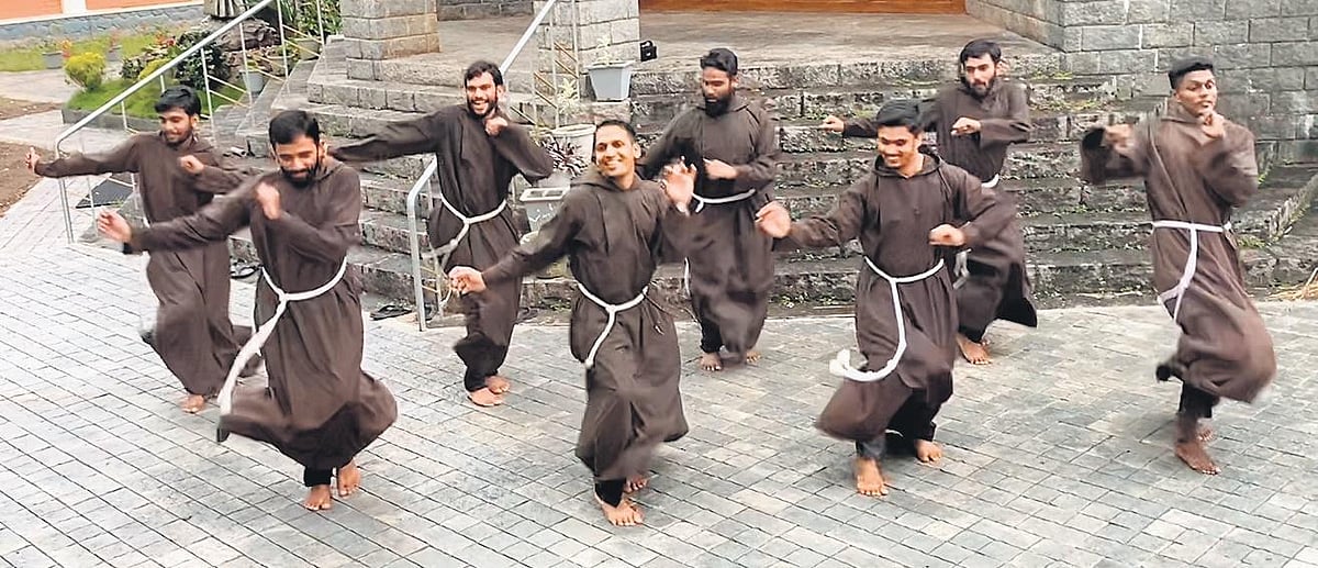 Capuchin brothers shake a leg, spread cheer this festive season