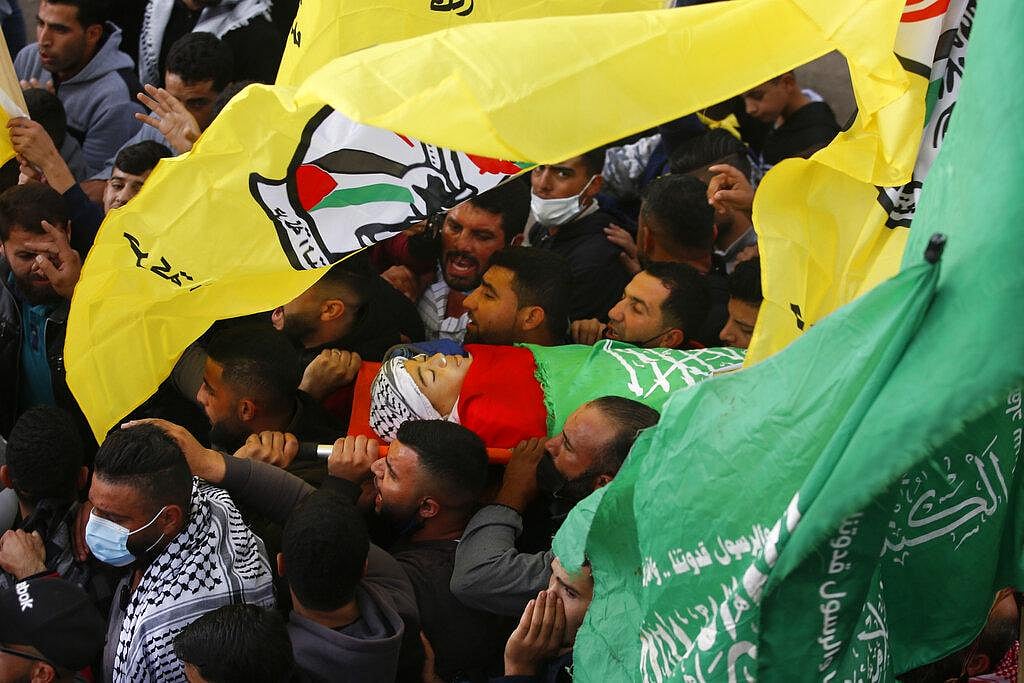 Mourners gather for Palestinian teen shot by Israeli forces