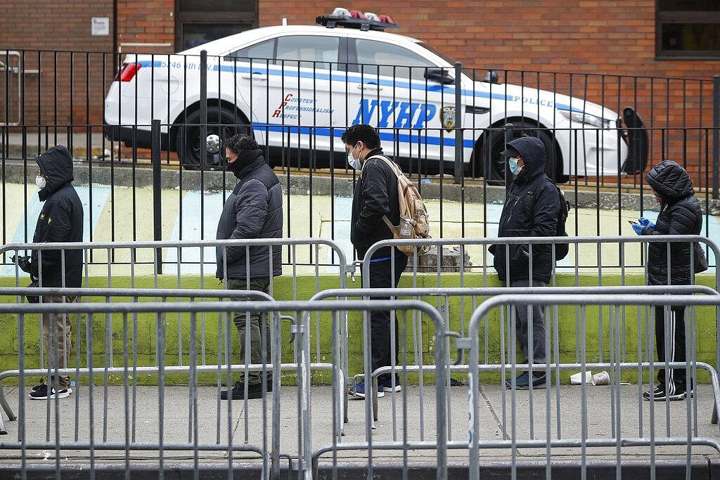 COVID-19: New York struggles with coronavirus as US death toll crosses ...