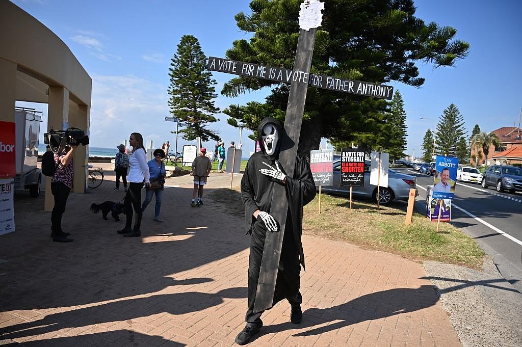 Grim Reaper officially jealous of Donald Trump over COVID19 deaths