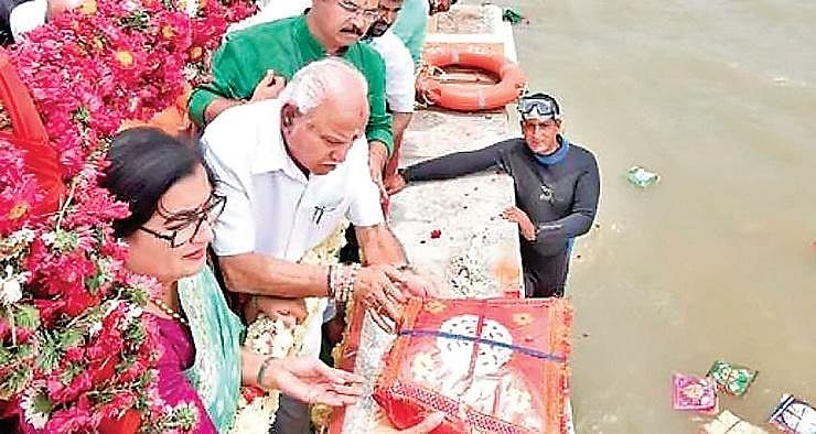 BSY turns native, makes first move to win sugar bowl of Karnataka