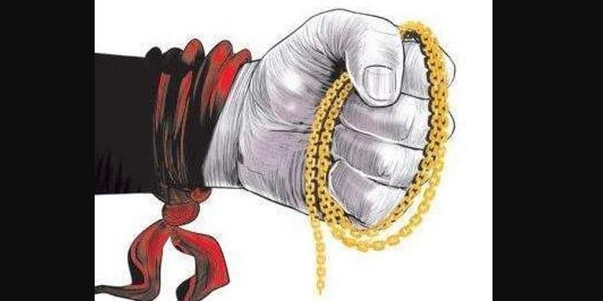 Coimbatore: Chain snatcher jumps from building to escape chasers ...