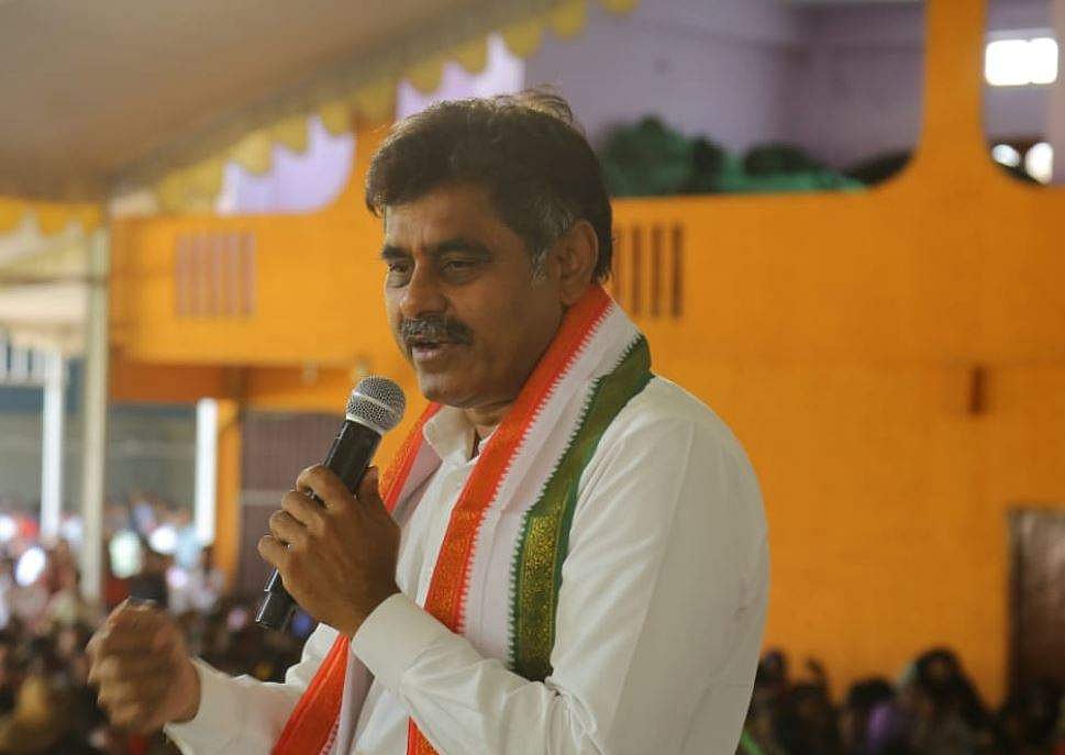 Former MP Konda Vishweshwar Reddy in hot water for revealing KTR travel ...