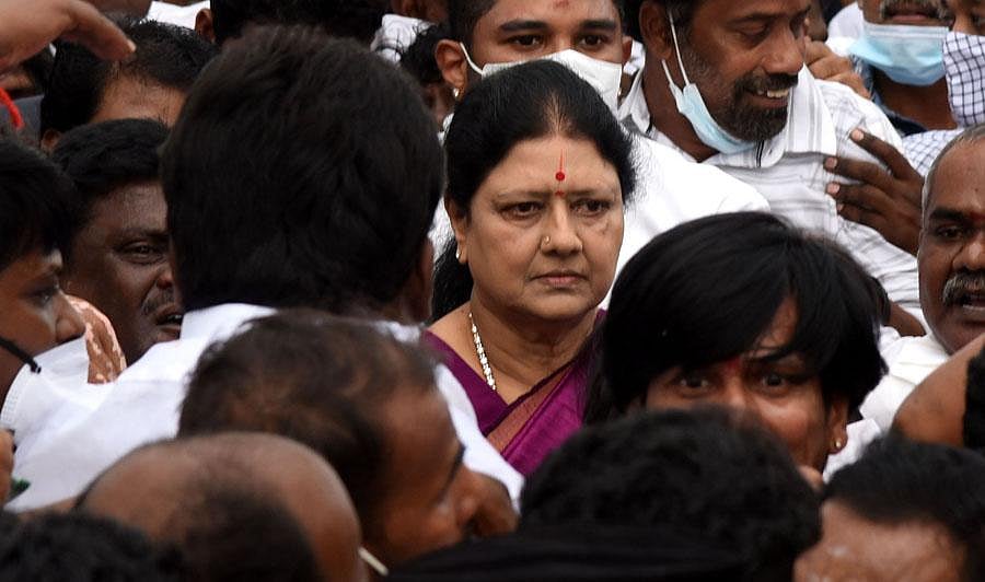 Jaya Death: Arumughaswamy Commission indicts Sasikala, three others ...