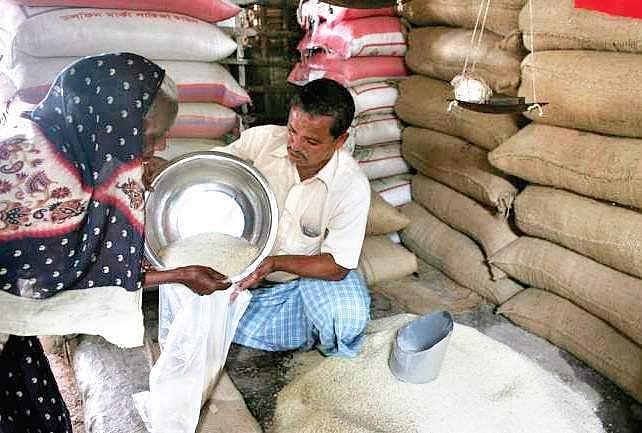 Civil supplies department principal secretary inspects ration shops in ...
