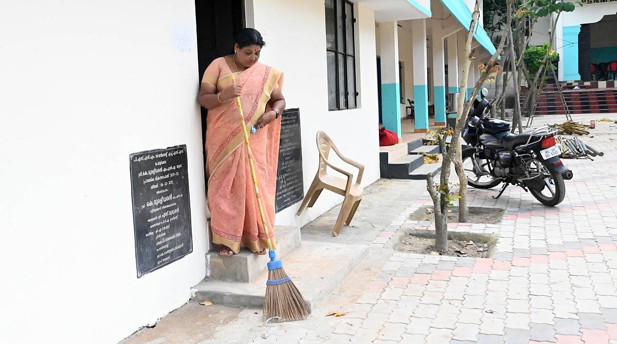 Awardwinning Kerala teacher now a sweeper in school