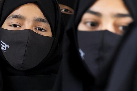 muslim hijab hindi