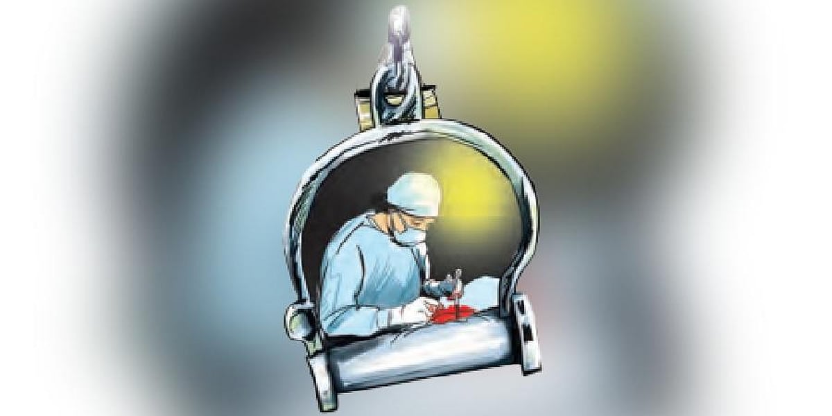 Cops bust common link in kidney racket cases