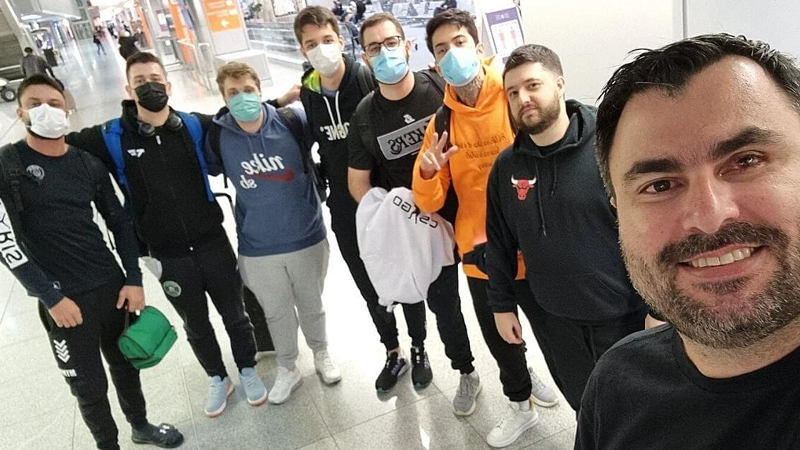 <div class="paragraphs"><p>CS:GO Teams Imperial, MIBR, GODSENT Leave Bootcamp In Poland</p></div>
