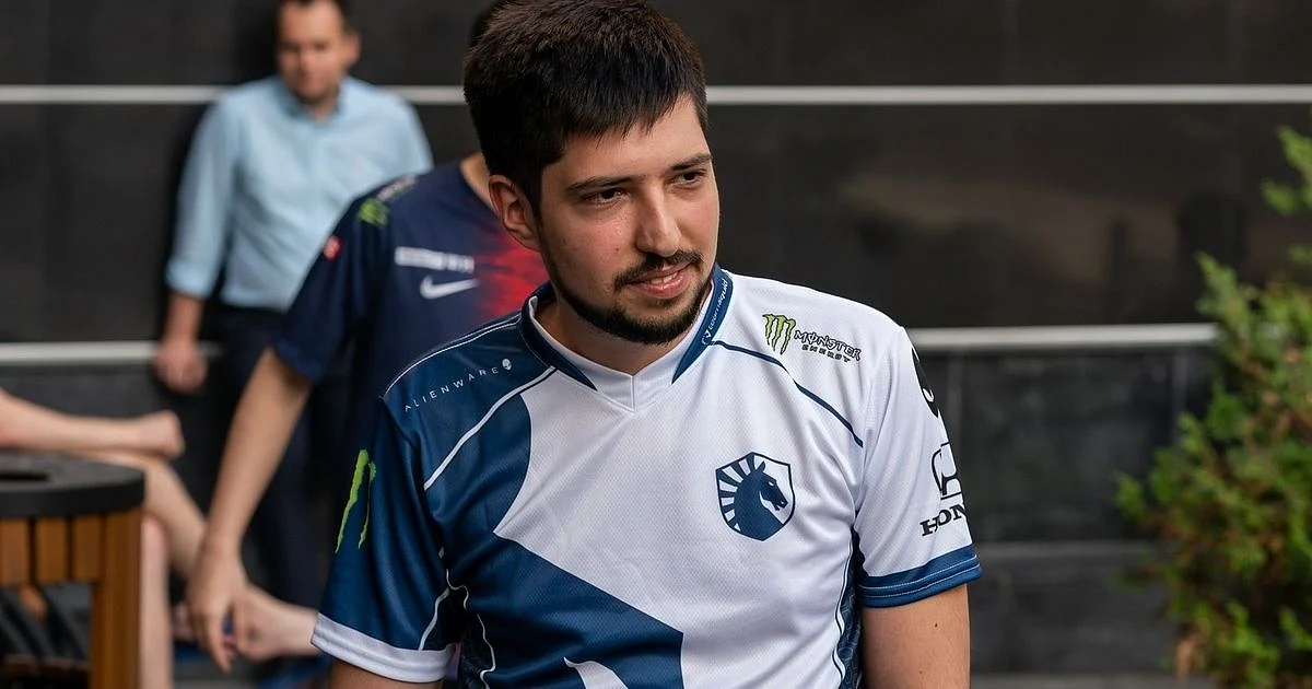 <div class="paragraphs"><p>w33 with Team Liquid at the Epicenter 2019</p></div>