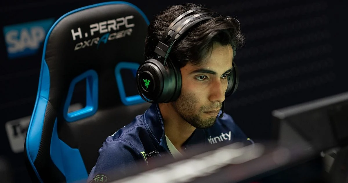 <div class="paragraphs"><p>SumaiL at the Epicenter 2019</p></div>