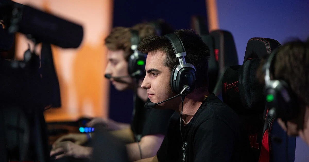 <div class="paragraphs"><p>Virtus.Pro's DM at PGL Arlington Major</p></div>