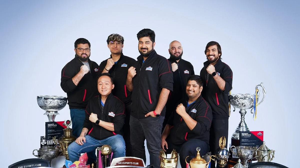 <div class="paragraphs"><p>Global Esports</p></div>
