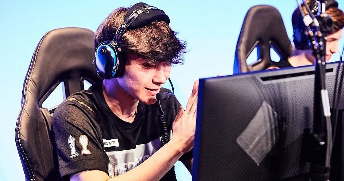 <div class="paragraphs"><p>Gods Reign’s CEO Offers sinatraa a Six-Figure Deal to Play Valorant For the Organization </p></div>