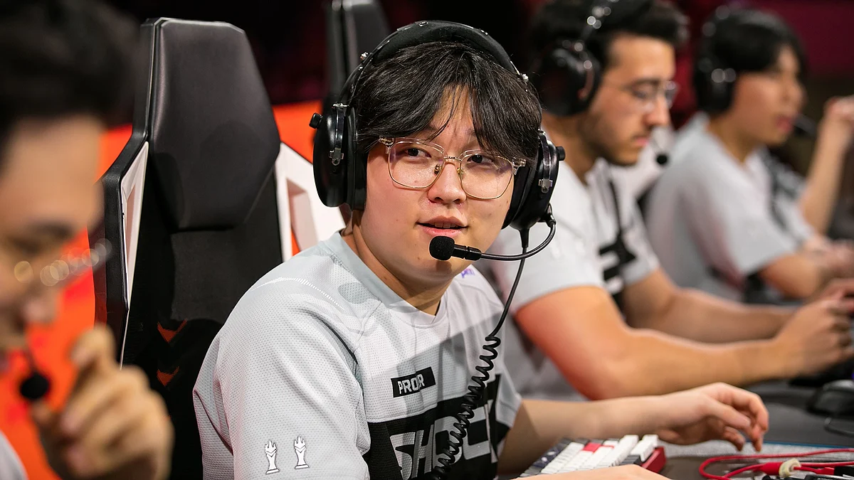 <div class="paragraphs"><p>Overwatch League</p></div>