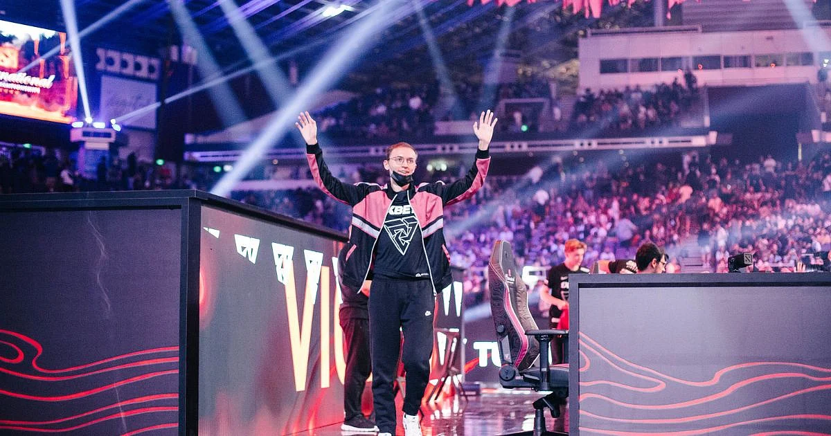 <div class="paragraphs"><p>Nine with Tundra Esports at TI11</p></div>
