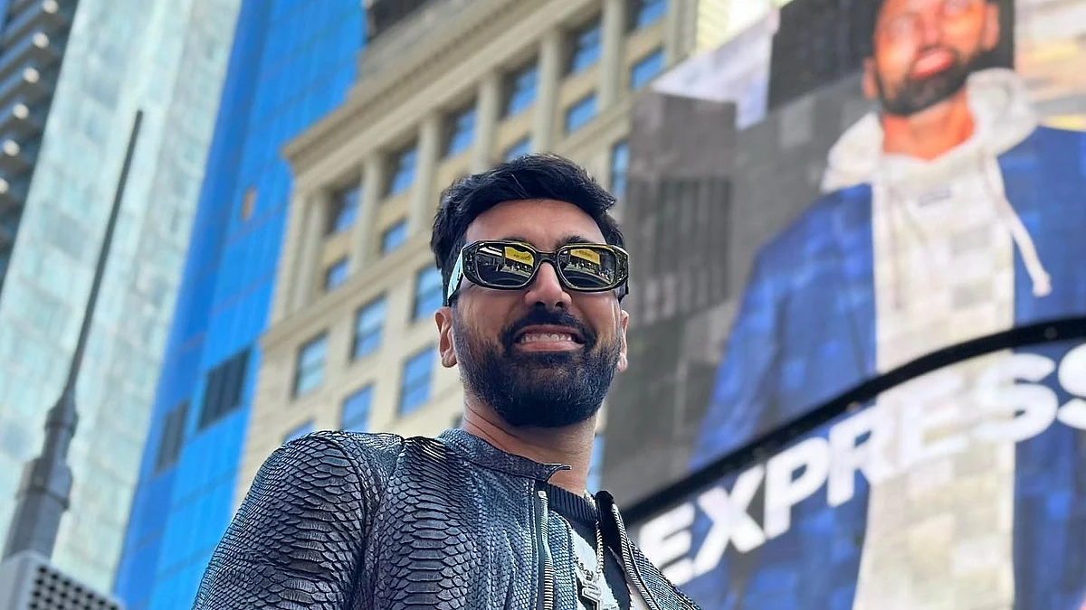 <div class="paragraphs"><p>Interview With Ronnie “Ronnie 2K” Singh: The Face of NBA 2K</p></div>