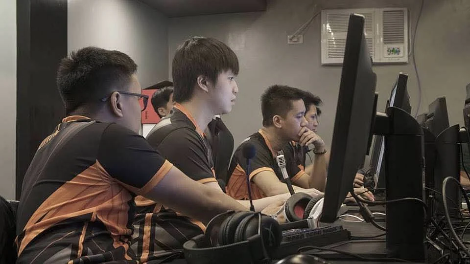 An Interview With TNC's Manager - Ryan 'BabyBoy' Crisostomo