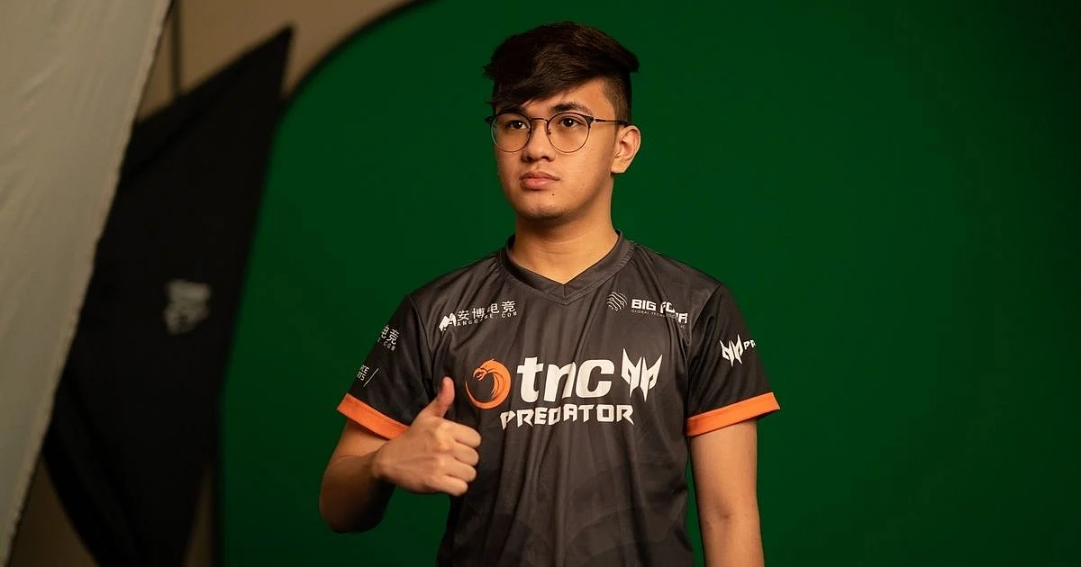 <div class="paragraphs"><p>Gabbi at the Epicenter 2019</p></div>