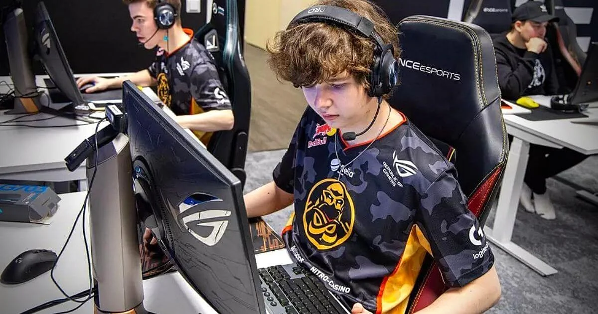 VAC Banned CS:GO Pro Jamppi Might Leave ENCE & Move to Valorant