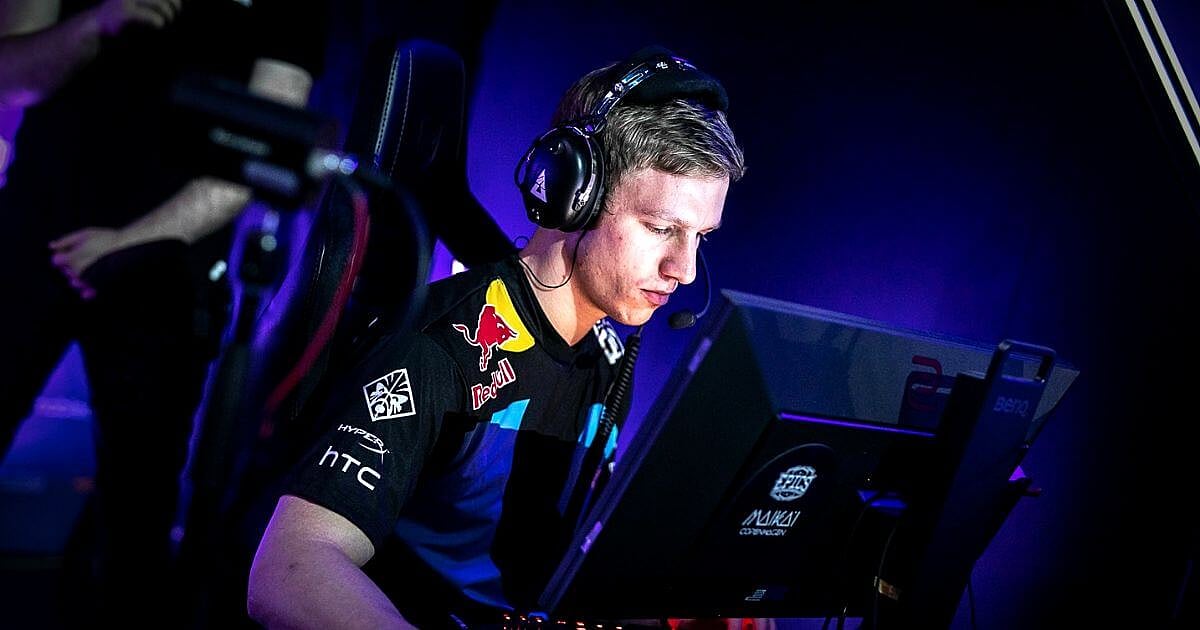 Skadoodle Valorant Settings: Crosshair, Keybinds and Video Settings